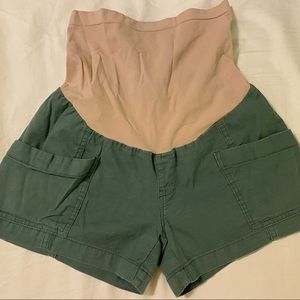 Maternity short shorts! By Pea In the Pod
